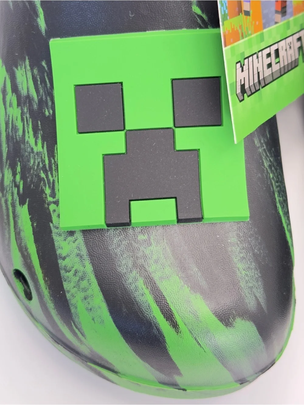 Official Minecraft “Creeper” logo boys clogs US 2 Black/Grn slip-on light weigh